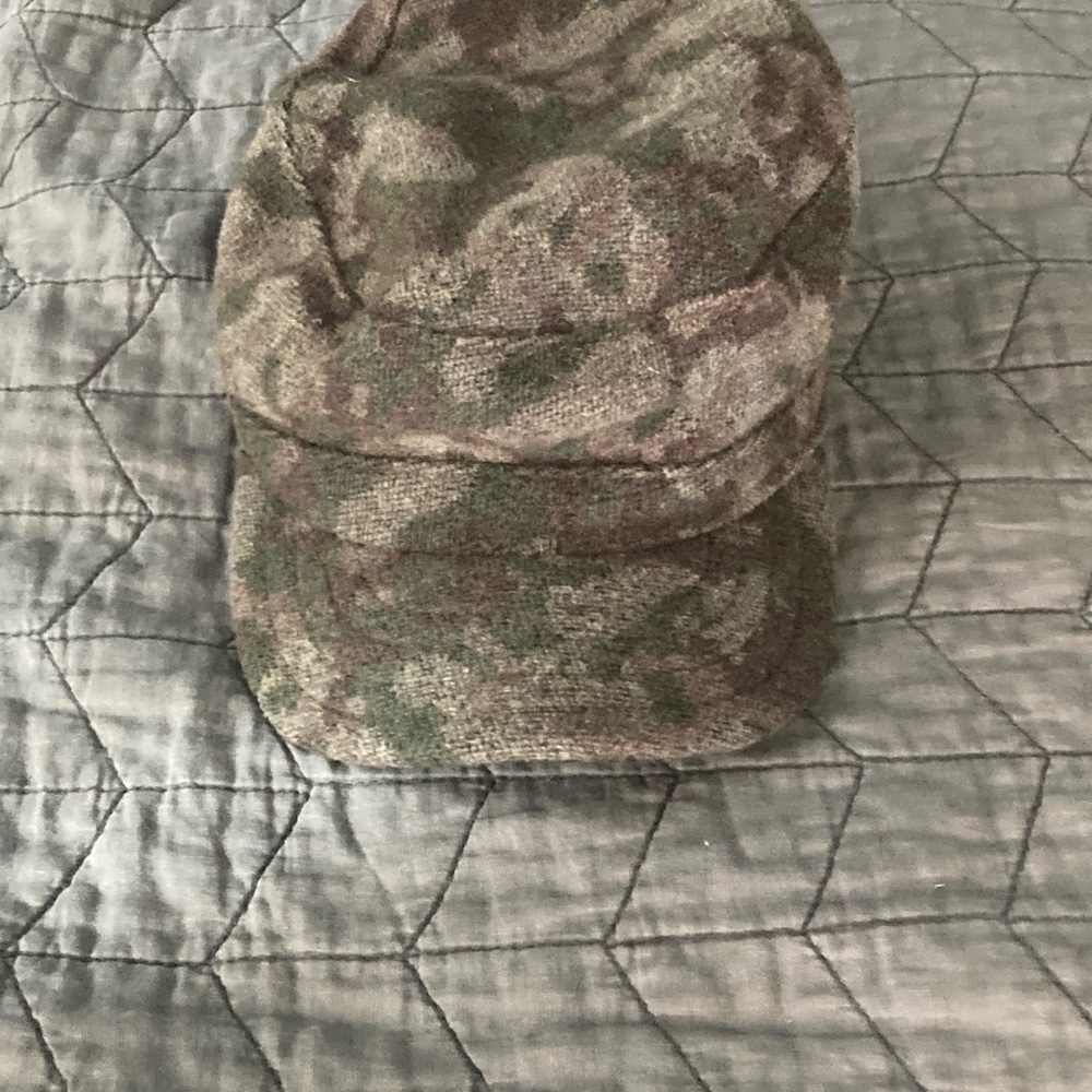 Men's Camouflage Knit Cap with Visor - Green Camo